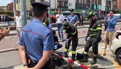 Giulia Tramontano, patente e bancomat in un tombino: si cerca telefono - Video
