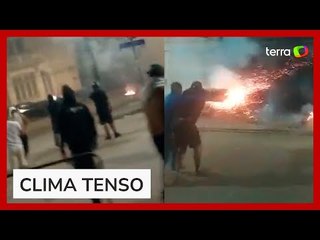 Torcedores do Vasco protestam em São Januário após goleada para o Flamengo