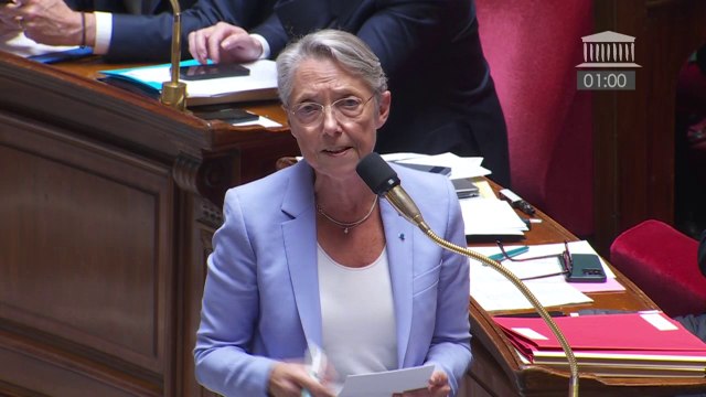 Suicide de Lindsay: Nous allons faire de la lutte contre la harcèlement, la priorité absolue de la rentrée 2023 , affirme Élisabeth Borne