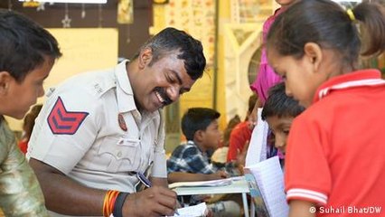 India: The cop-run school changing poor children's lives