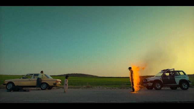 Y todos arderán Trailer (2022) - tráiler