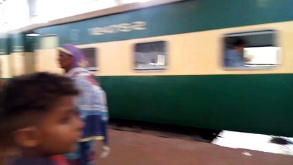 Lahore railway station Lahore Ki Sair Lahore railway station karakaram Express 42 DN Karachi to Lahore and Lahore to Karachi