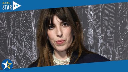 "Super glauque" : Lou Doillon franche sur cette "amniocentèse" qu'elle a subie, une IVG "très violen
