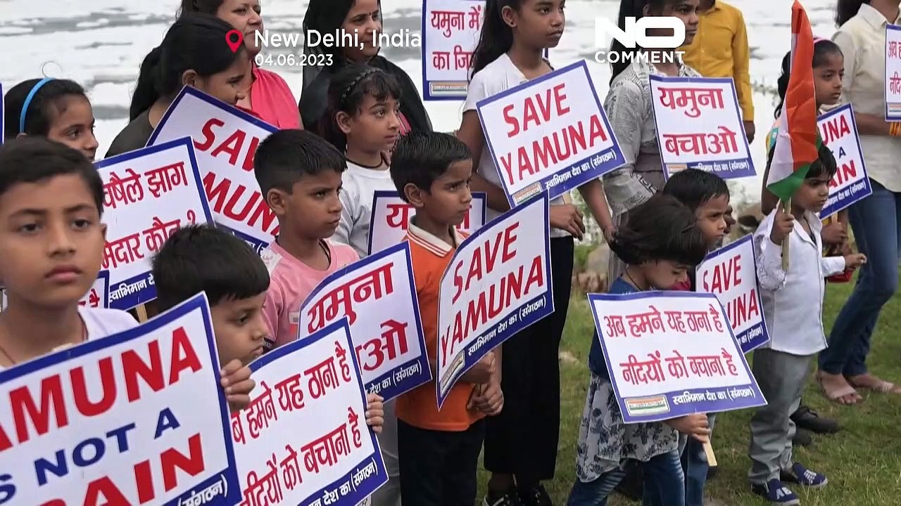 Ινδία: Τεράστια ανθρώπινη αλυσίδα κατά μήκος ποταμιού για την προστασία του περιβάλλοντος