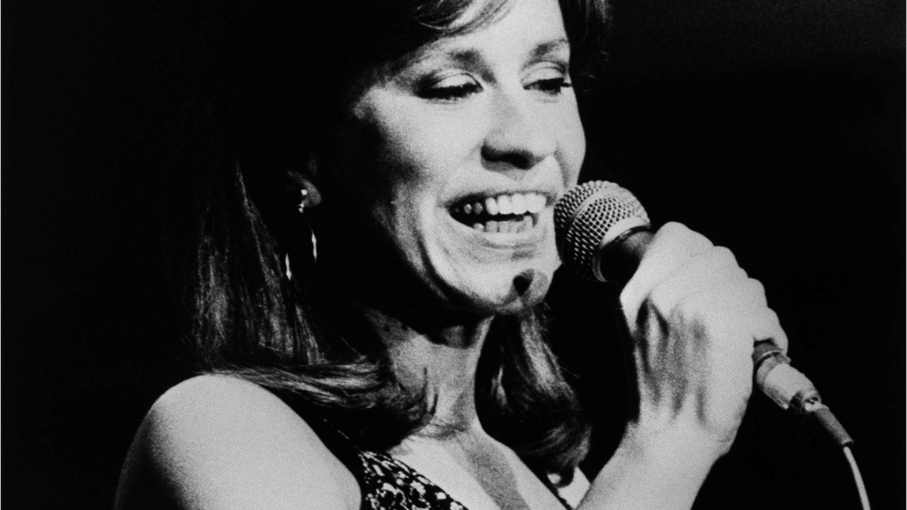 Voici -  Mort d’Astrud Gilberto, la chanteuse brésilienne de la chanson culte "The Girl from Ipanema"