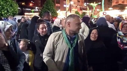 Les candidats pèlerins ont été renvoyés avec des larmes de joie