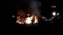 Evin yanındaki baraka alev alev yandı, itfaiye ekipleri faciayı önledi