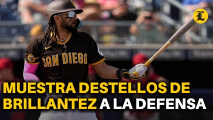 FERNANDO TATIS JR. ENCONTRÓ UN HUECO Y MUESTRA DESTELLOS DE BRILLANTEZ A LA DEFENSA