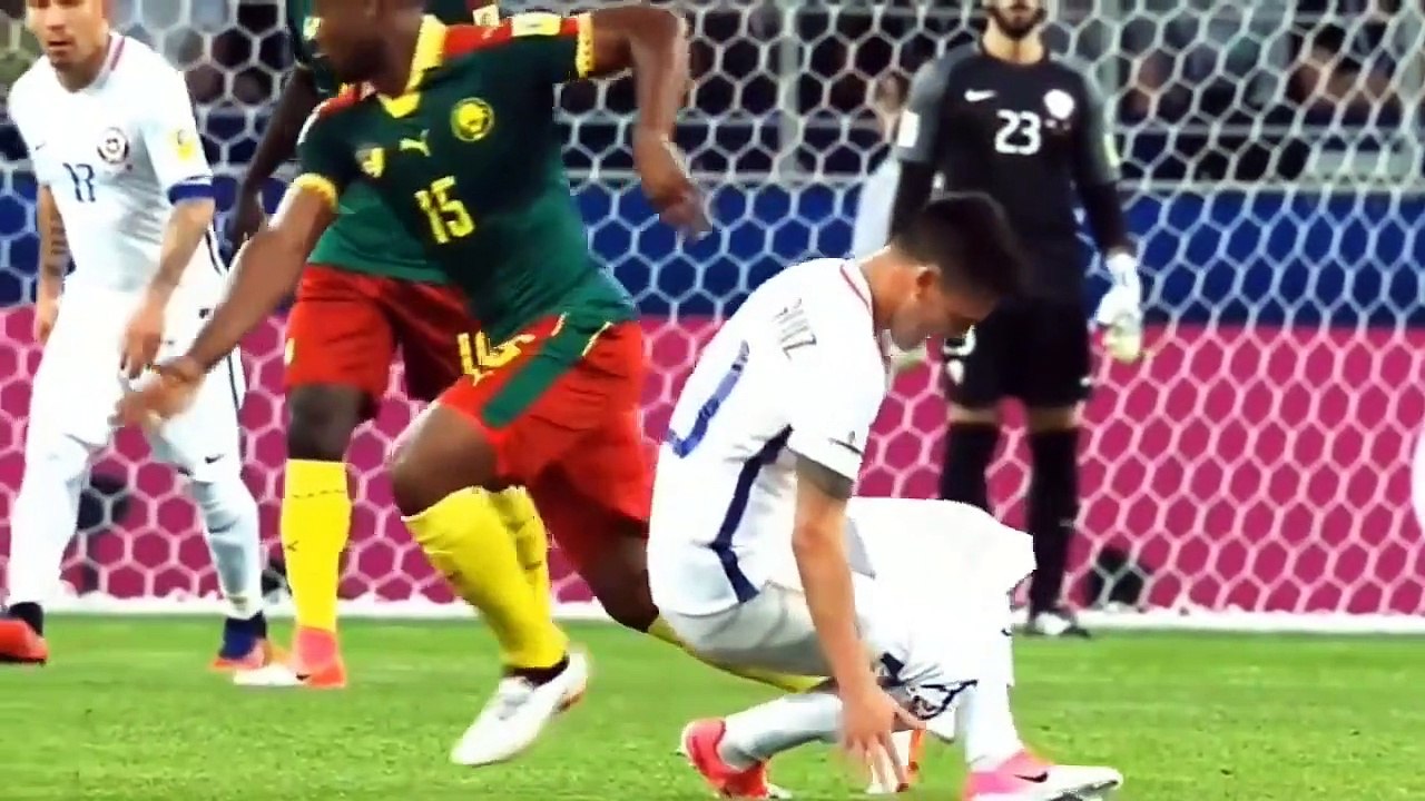 Best funny moments in Football,  Soccer funny fails_2