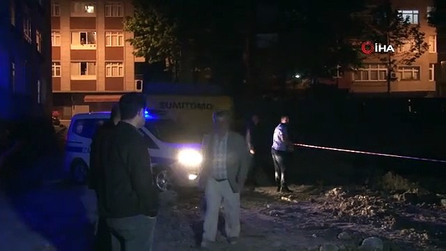 Glissement de terrain sur un chantier de construction à Bağcılar： un bâtiment de 6 étages a été évacué