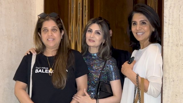 Neetu Kapoor & Her Daughter Riddhima Visit Manish Malhotra's House