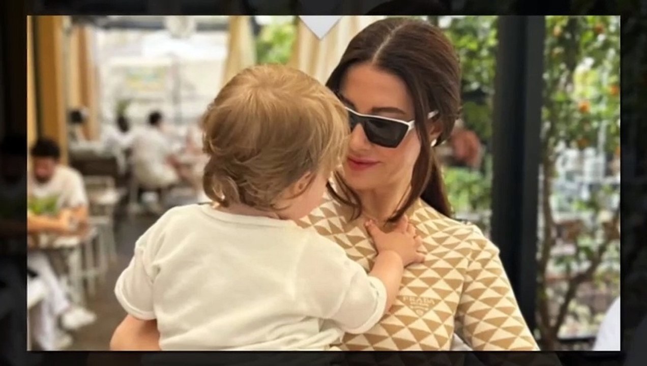 Başak Dizer, gözlerden uzak büyüttüğü oğluyla poz verdi, herkes saç detayına takıldı