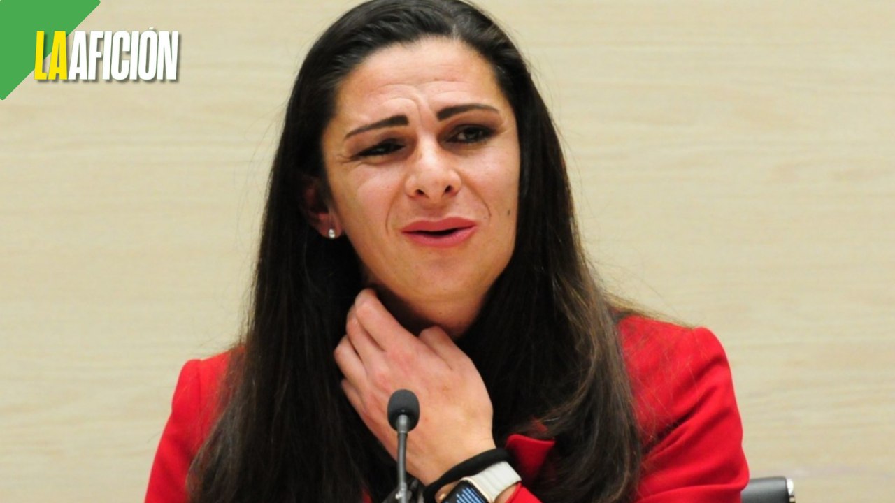 Un juez ordena a Ana Guevara entregar becas a las nadadoras