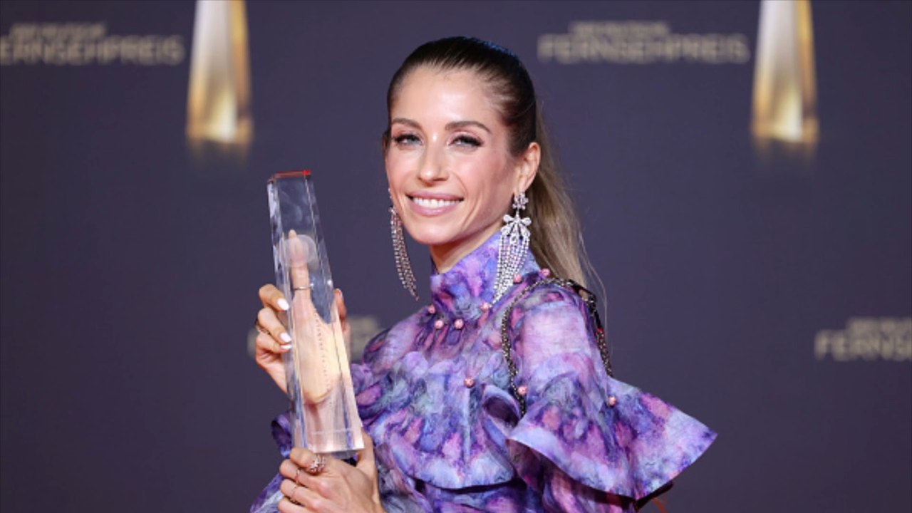 Cathy Hummels zeigt sich mit starker Message nackt im 'Playboy'