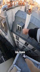 Je saute sur le toit d'en face, à l'aide seule de mes capacités