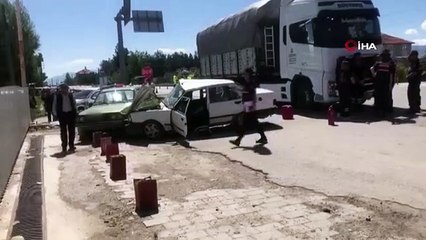 La mort a séparé le couple de personnes âgées dans la voiture heurtée par le camion