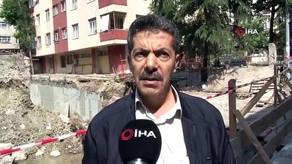 Bağcılar'da bir bina çökme riski nedeniyle tahliye edildi