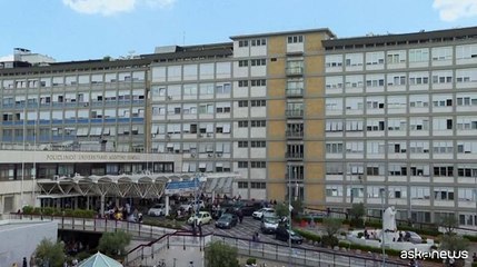 Il Papa ricoverato al Gemelli, sar? sottoposto a una laparotomia