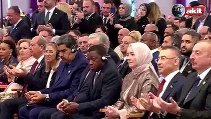 İspanyol basını böyle gördü! Maduro sonunda Müslüman mı oldu?