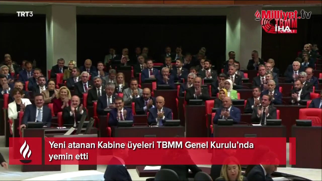 Yeni kabine üyeleri TBMM Genel Kurulu'nda yemin etti