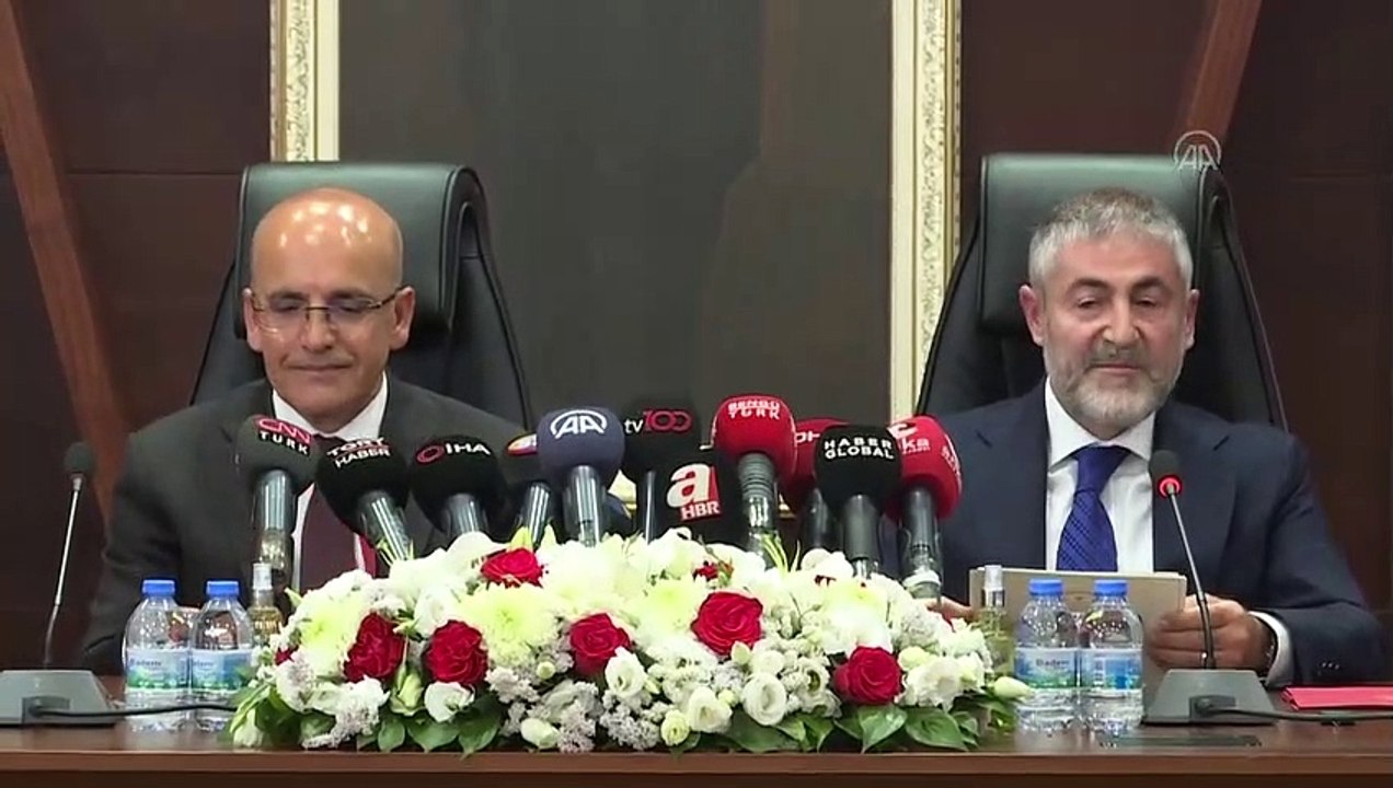 Bakan Şimşek, Merkez Bankası Başkanı Erkan'dan övgüyle bahsetti: Onunla çalışmayı dört gözle bekliyorum