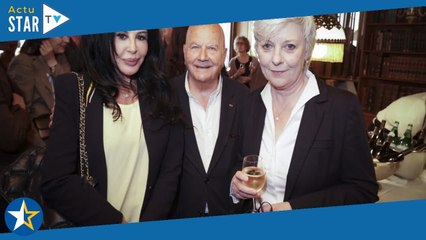 Yamina Benguigui et Frédéric Mitterrand admiratifs face à une grande chercheuse