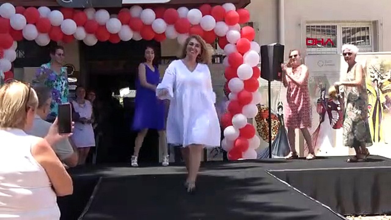 La collection spéciale "Papillons d'Antalya" a rencontré des amateurs d'art à Antalya