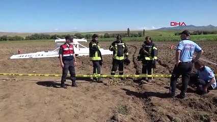 Un avion d'entraînement civil a effectué un atterrissage forcé à Aksaray : 2 pilotes ont échappé aux blessures