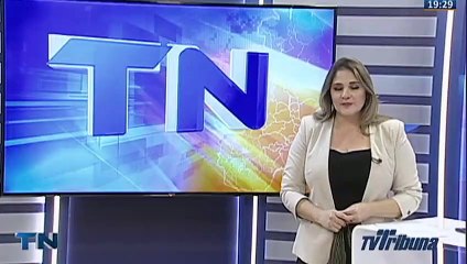 Mãe é detida por deixar crianças dentro de carro na Grande Vitória