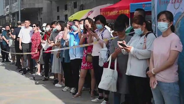 Millions of Chinese students take college entrance exams