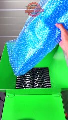Bubble Wrap VS Shredder Machine ! 