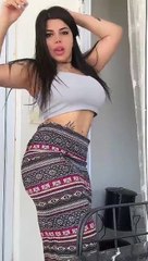 Dans Eden Güzel Kadın #1