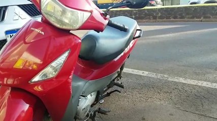 Motociclista fica ferido em acidente na Avenida Carlos Gomes