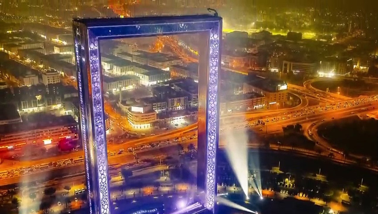 Dieser Zug in Dubai wird Dich verblüffen