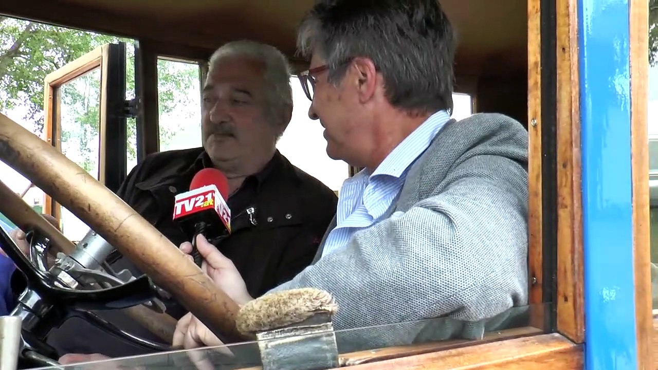 Strasshof Oldtimertreffen bei 100 Jahr Feier