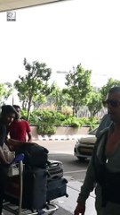 Sonu Nigam एयरपोर्ट पर इस चोटी वाले लुक में हुए स्पॉट