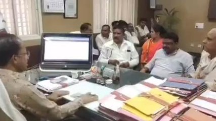 उज्जैन: महापौर ने की अधिकारियों के साथ बैठक, दिए ये आवश्यक दिशा निर्देश