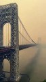 Puente George Washington que conecta New Jersey y la ciudad de New York en medio del humo de los incendios forestales de Canadá.