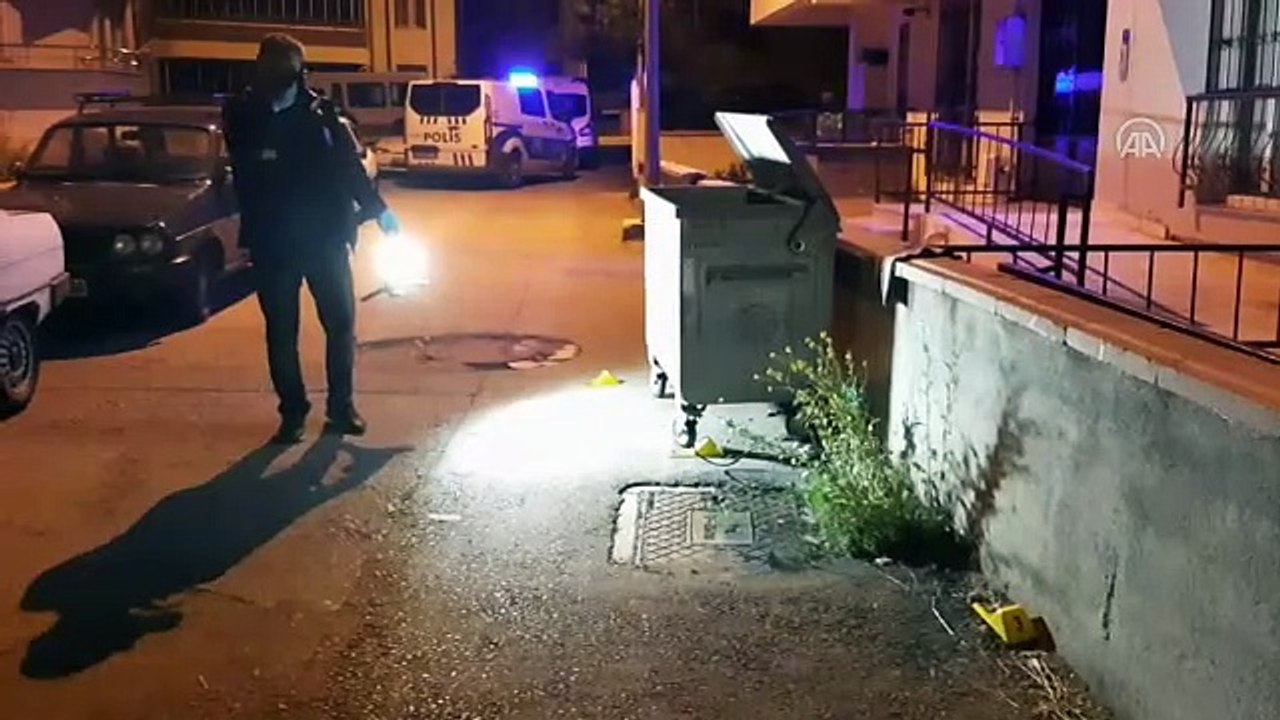 Çorum’da bir ev kurşunlandı