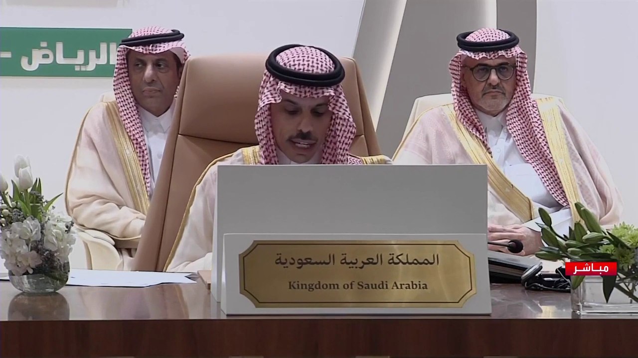 " #السعودية تؤمن بضرورة مواجهة الإرهاب والفكر المتطرف".. وزير الخارجية السعودي: يجب أن نعمل على منع #داعش من استغلال أي فرصة للعودة من جديد  #العربية