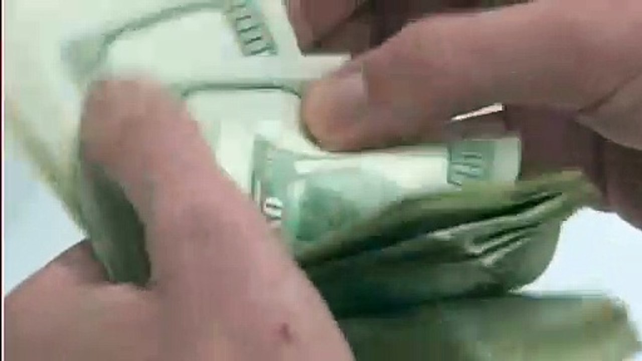 Ekonomist Özgür Demirtaş'tan dolar çağrısı: Bırakın ilk anda bir 25'e gitsin, sonra oturup problemi çözün