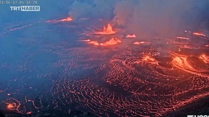 Hawaii'deki Kilauea Yanardağı faaliyete geçti