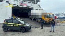 Palermo, sequestrate al porto oltre 30 tonnellate di olio di oliva contraffatto