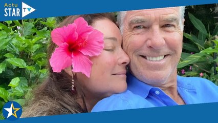 PHOTO Pierce Brosnan avec sa femme Keely : peau nue et maillot de bain, l'acteur publie une image se