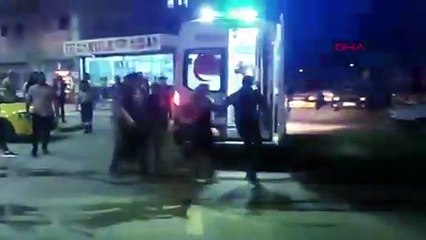Combat à la gare routière de Nazilli： 3 personnes ont été grièvement blessées