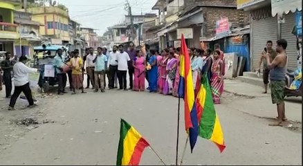 রাজ্য সরকারের বিরুদ্ধে ১২ ঘন্টা বাংলা বনধ আদিবাসীদের, বিপর্যস্ত জনজীবন