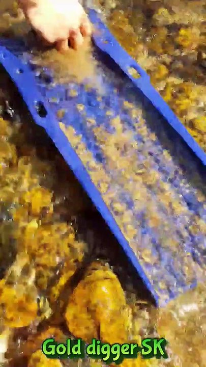 Gold Rush_ Adventures on the Road to Wealth(720p)