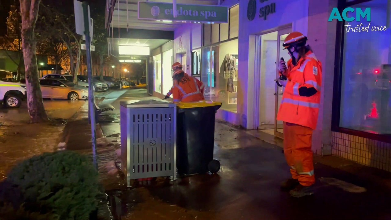 Bendigo Advertiser | Burst main floods city centre road, June 8 2023