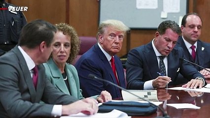Federal Prosecutors Looking at Criminal Charges For Trump