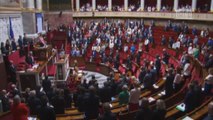 Minuto di silenzio all'Assemblea Nazionale per attacco ad Annecy